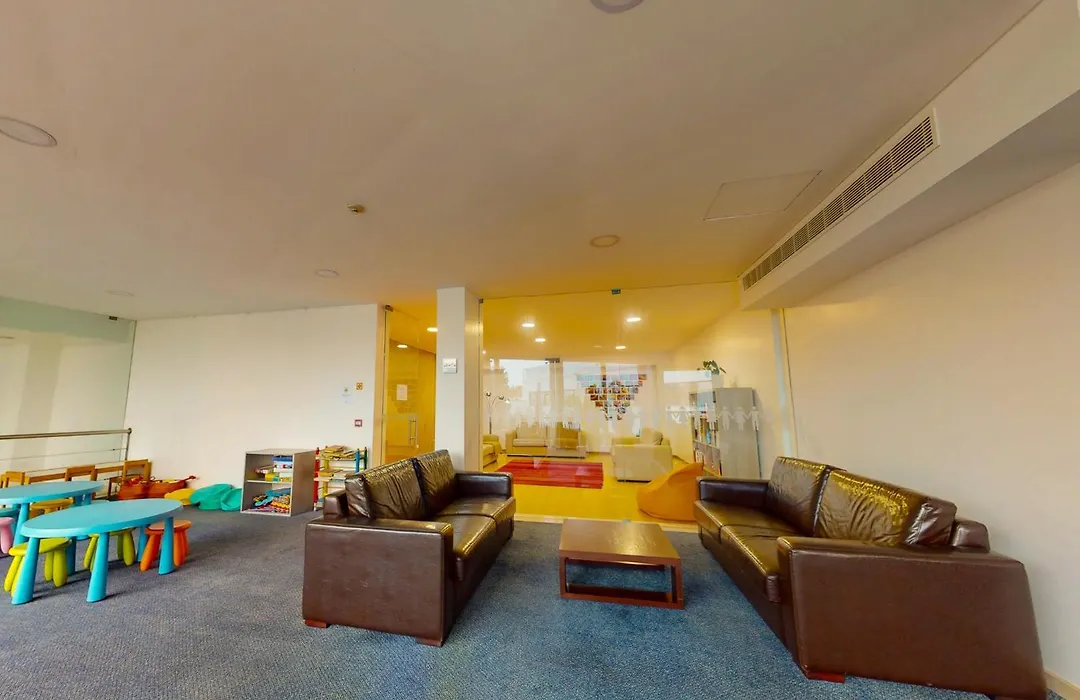 Antillia Hotel-1